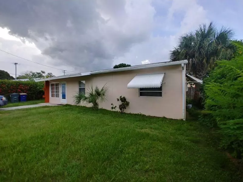 612 Gardenia AVE, Fort Pierce, FL 34982