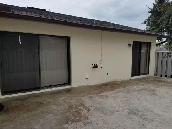 Fort Pierce, FL 34950,1315 Peppertree TRL