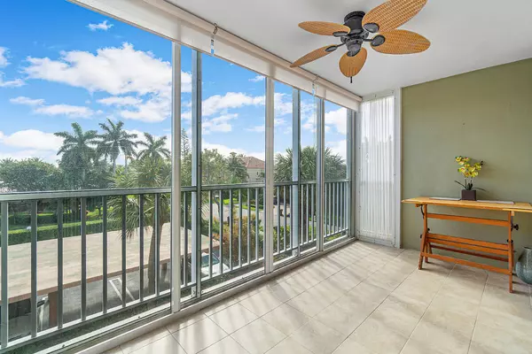 Delray Beach, FL 33483,921 Gardenia DR 374