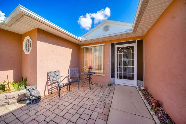 Fort Pierce, FL 34982,6006 NW Travelers WAY