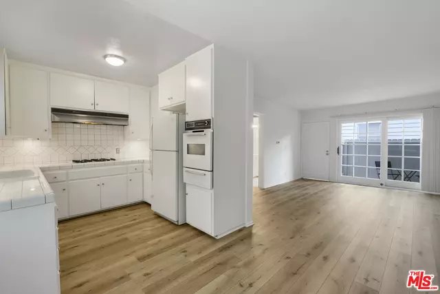 1751 Centinela Ave #2, Santa Monica, CA 90404