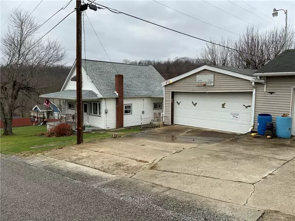 Claysville, PA 15323,9 6th St