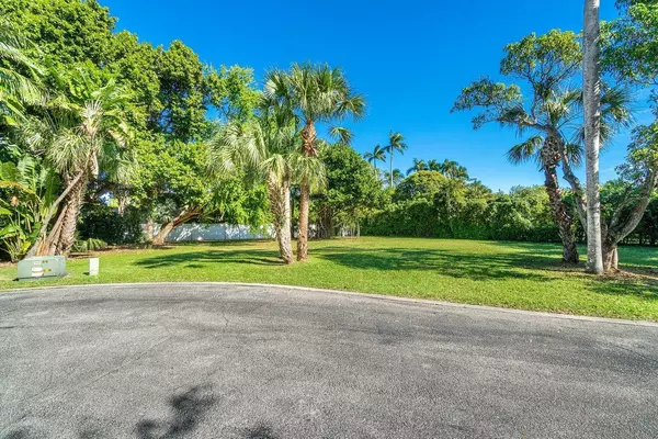 Palm Beach, FL 33480,0 Antigua LN