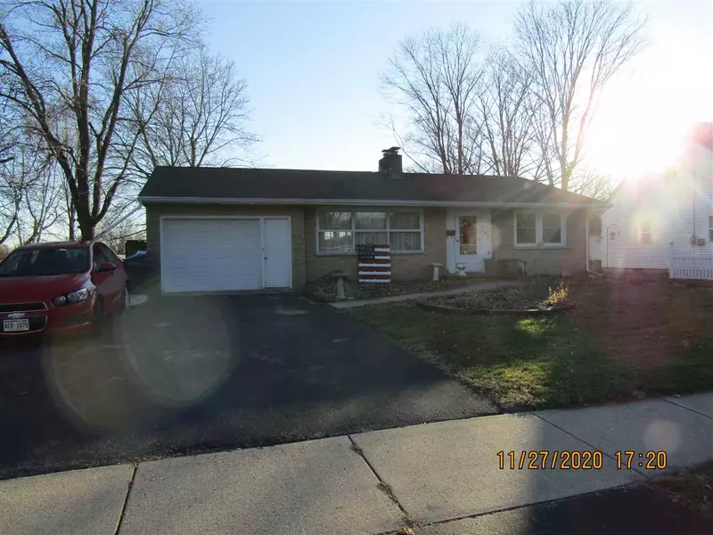 127 W Oshkosh St, Ripon, WI 54971