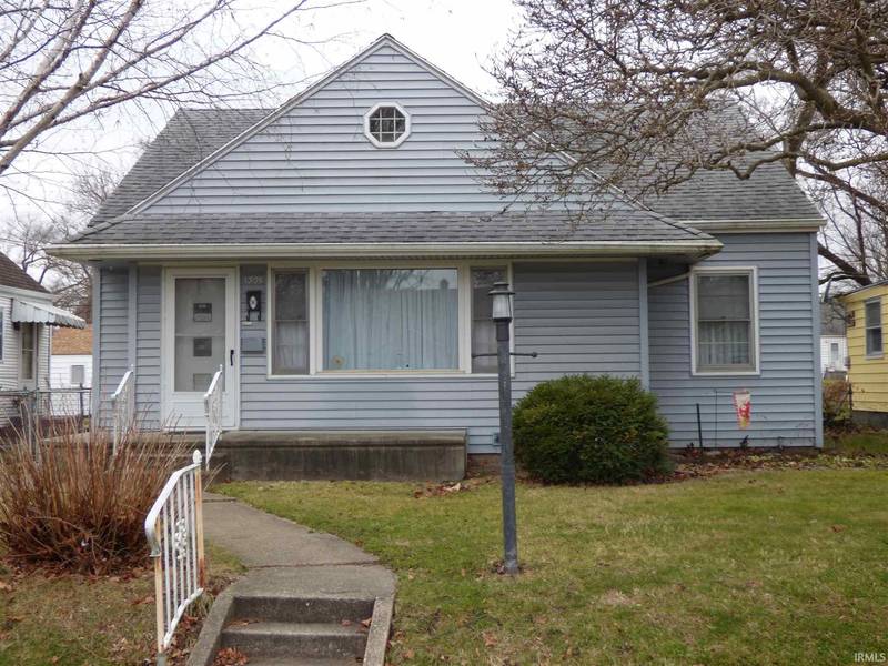 1305 N Kaley Street, South Bend, IN 46628-2828