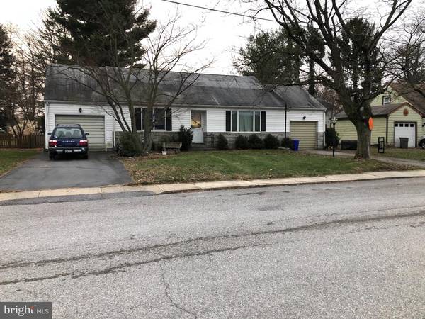 233 READING RD, Shippensburg, PA 17257