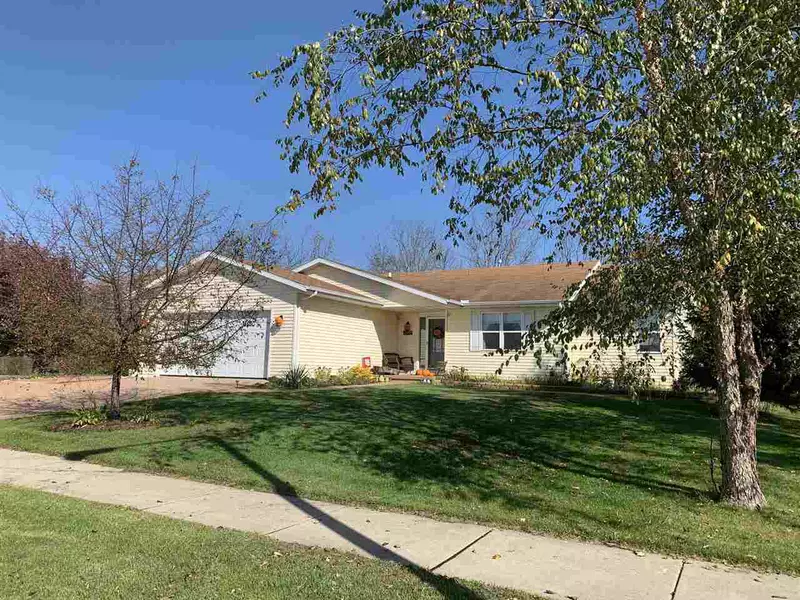 344 2nd St, Brooklyn, WI 53521