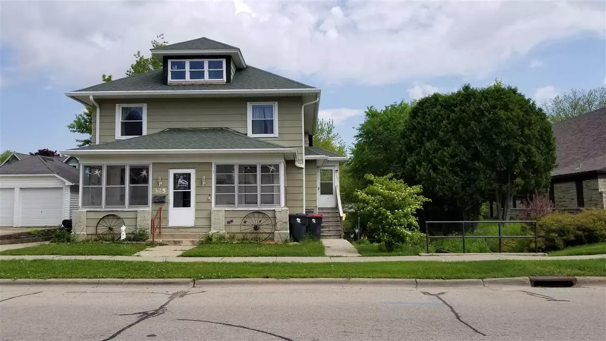 Waterloo, WI 53594,325 E Madison St