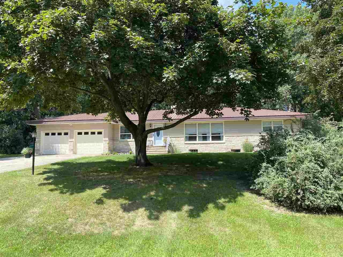 Green Lake, WI 54941,W1168 Lillian St