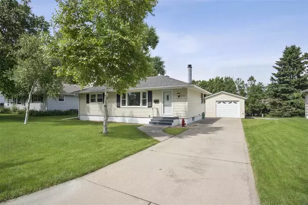 Monona, WI 53716,5313 Admiral Dr