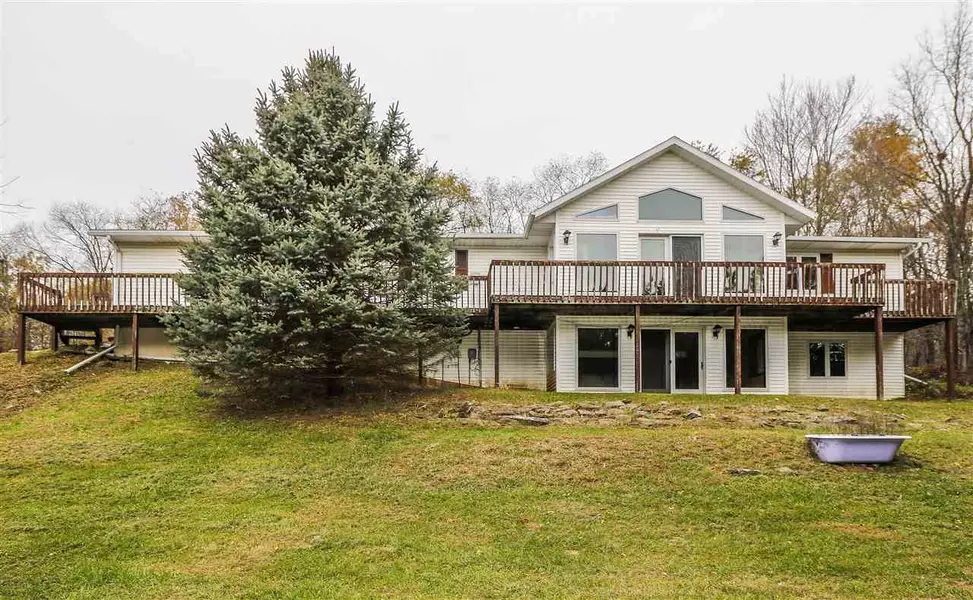 S2595 COUNTY ROAD H, Reedsburg, WI 53959