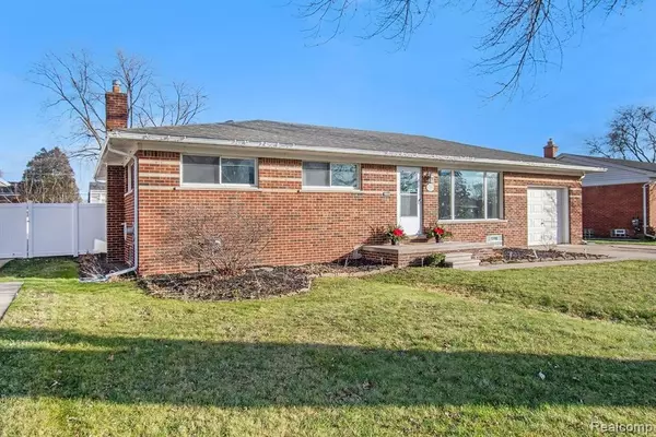 Saint Clair Shores, MI 48081,27800 ROSEBRIAR Street