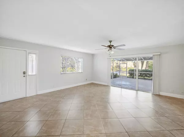 Jupiter, FL 33458,381 Maplecrest CIR