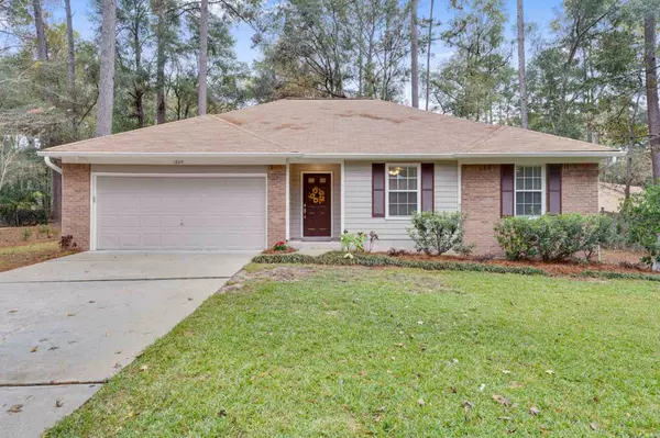 1804 Folkstone Road, Tallahassee, FL 32312