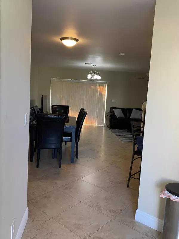 Deerfield Beach, FL 33442,1431 SW 48th TER 1