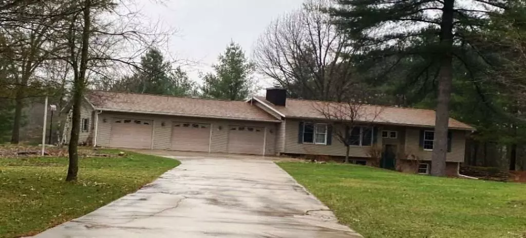 E4538 Ruetten Dr, Spring Green, WI 53588