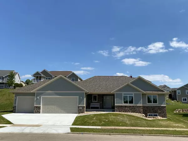 1111 N Division St, Waunakee, WI 53597