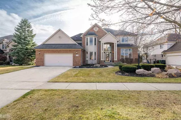 14110 Silent Woods, Shelby Twp, MI 48315