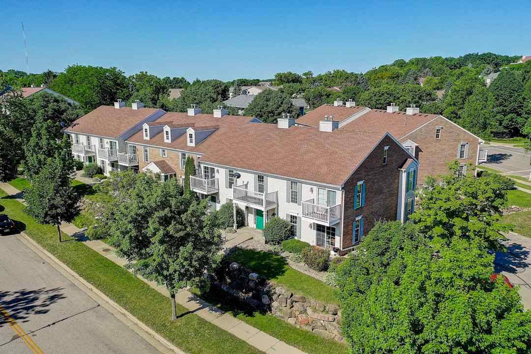 1002 Gammon Ln #4, Madison, WI 53719