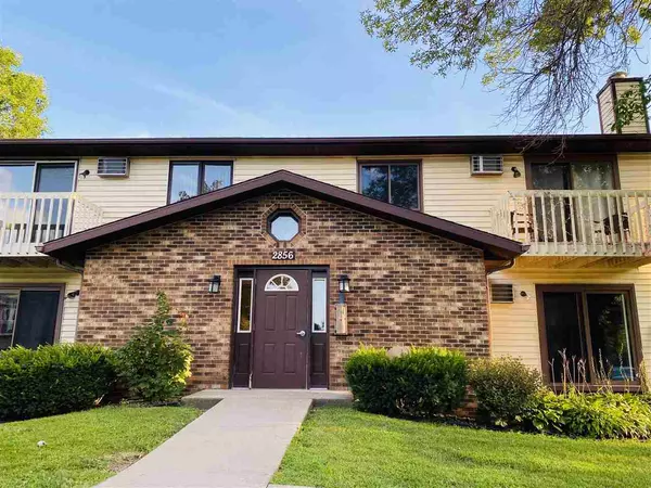 2856 Cimarron Tr #2, Madison, WI 53719