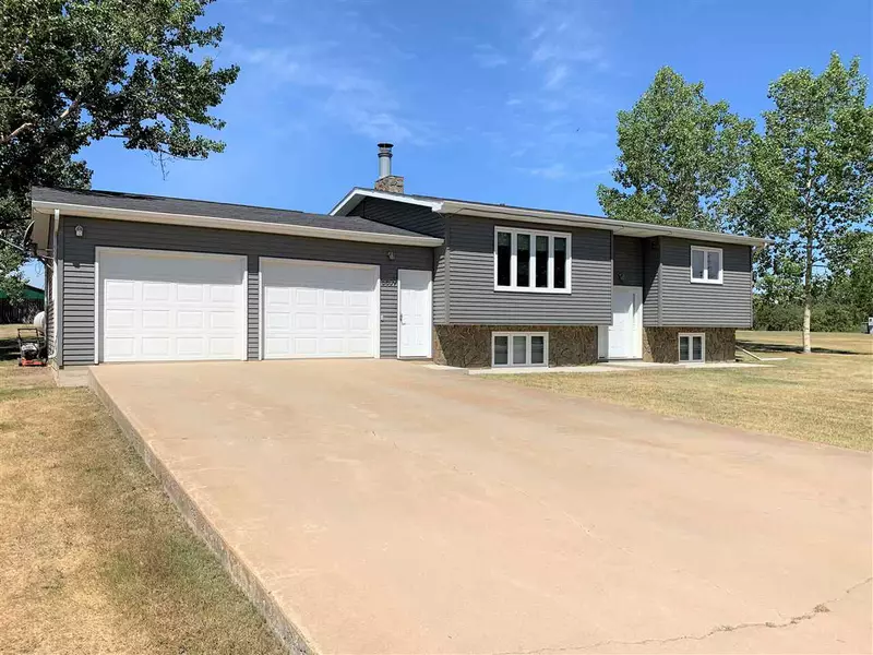 5609 Carolville Loop, Williston, ND 58801