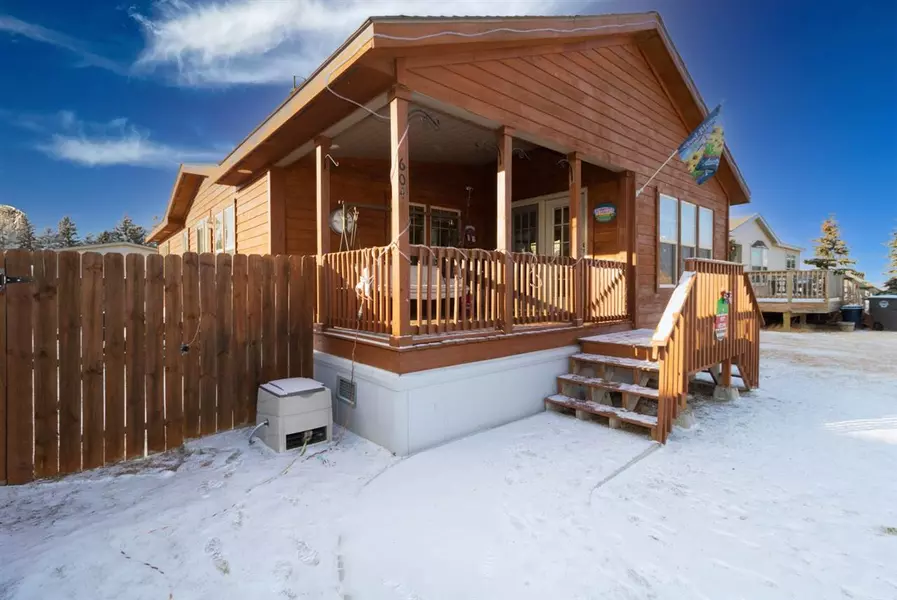 604 Wagon Trail Lane, Stanley, ND 58784