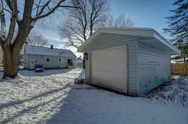 Watertown, WI 53098,1120 N 4th St