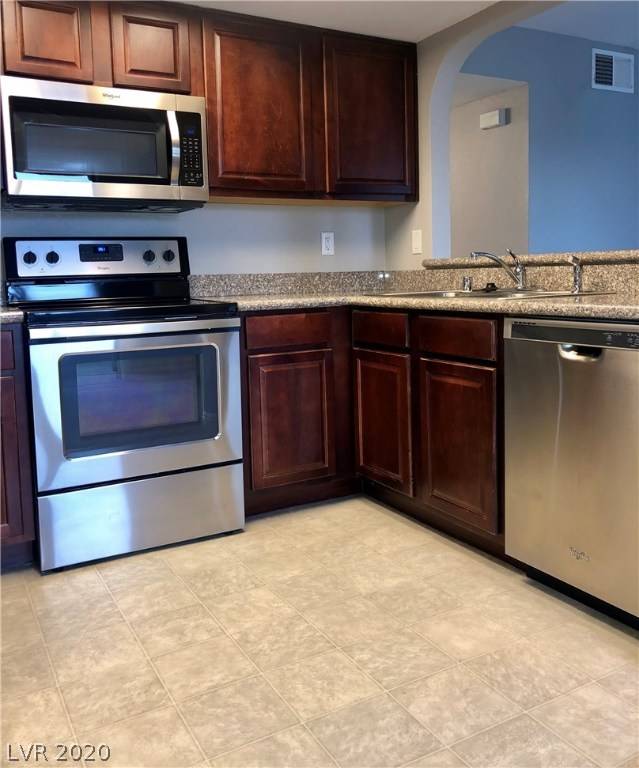 Henderson, NV 89014,2011 Bluegill Way #D