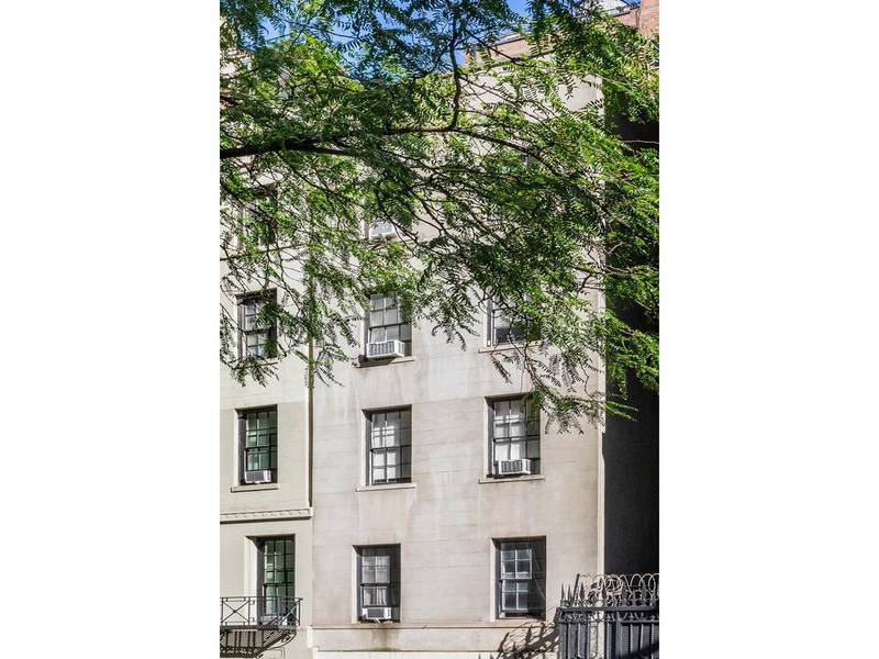 61 East 75th Street, New York, NY 10021