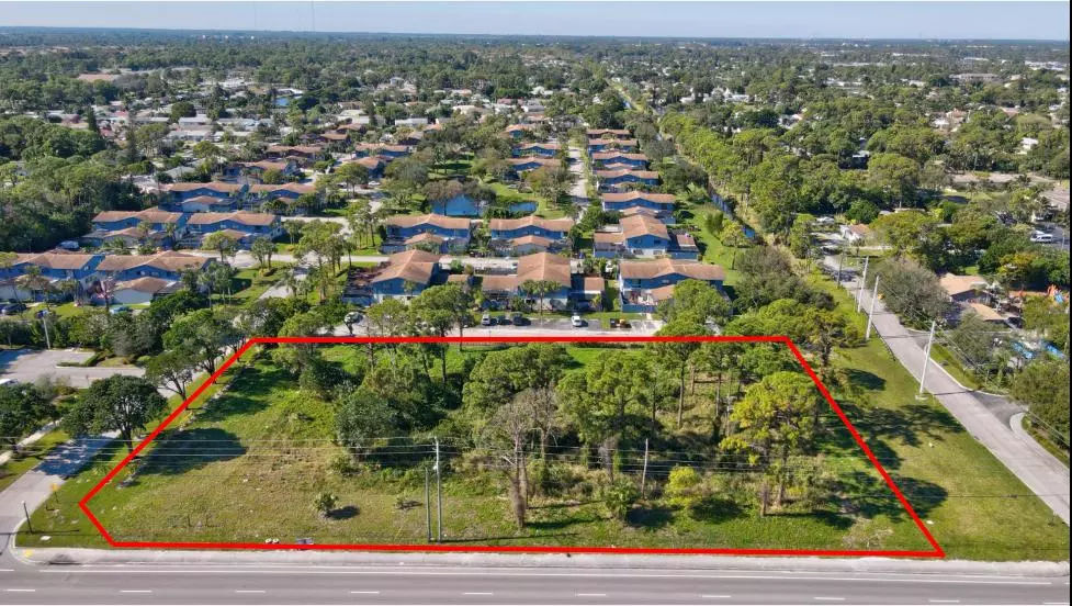 4555 S Military TRL, Lake Worth, FL 33463