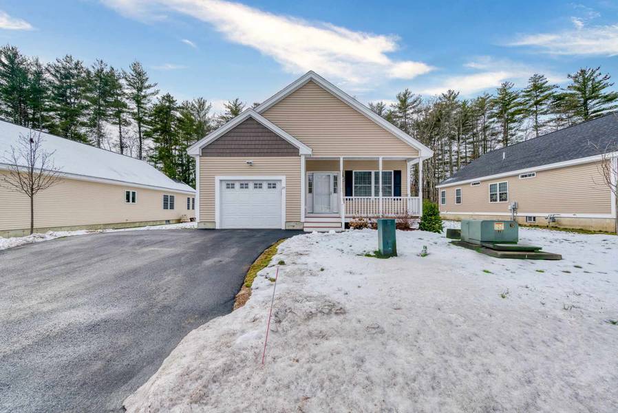 29 Richmond DR, Concord, NH 03303