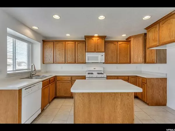 Stansbury Park, UT 84074,5719 KETCH LN N