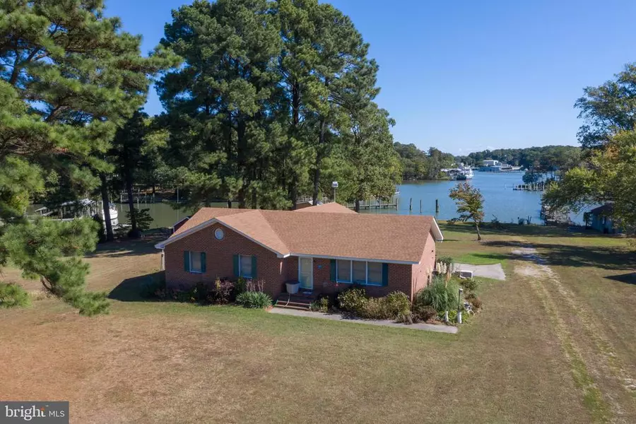 205 CRABHOUSE DR, Reedville, VA 22539