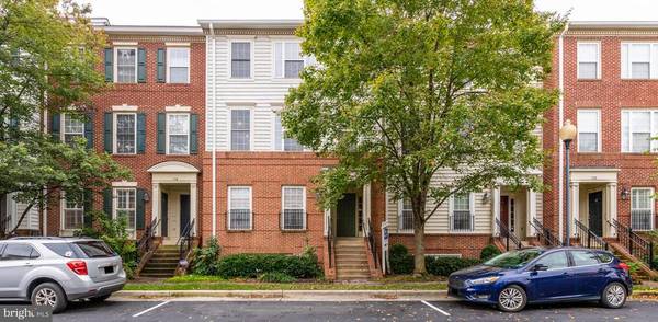 716 NORFOLK LN #B, Alexandria, VA 22314