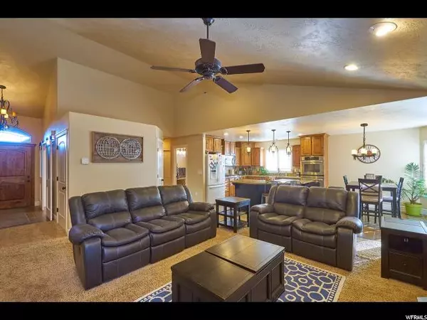 Herriman, UT 84096,6829 BUTTERFIELD PARK WAY S