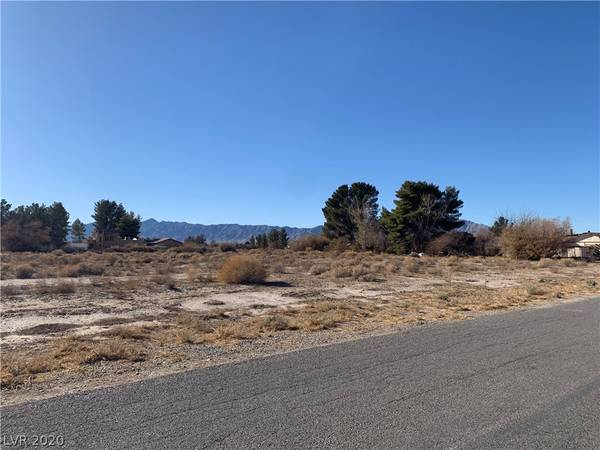 421 W Amarillo Avenue, Pahrump, NV 89048