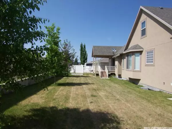 South Jordan, UT 84095,9458 S MCVEA CT