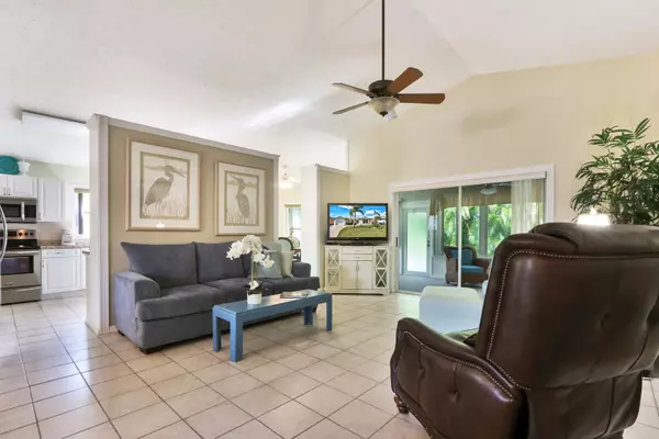 Fort Pierce, FL 34951,6777 Picante CIR