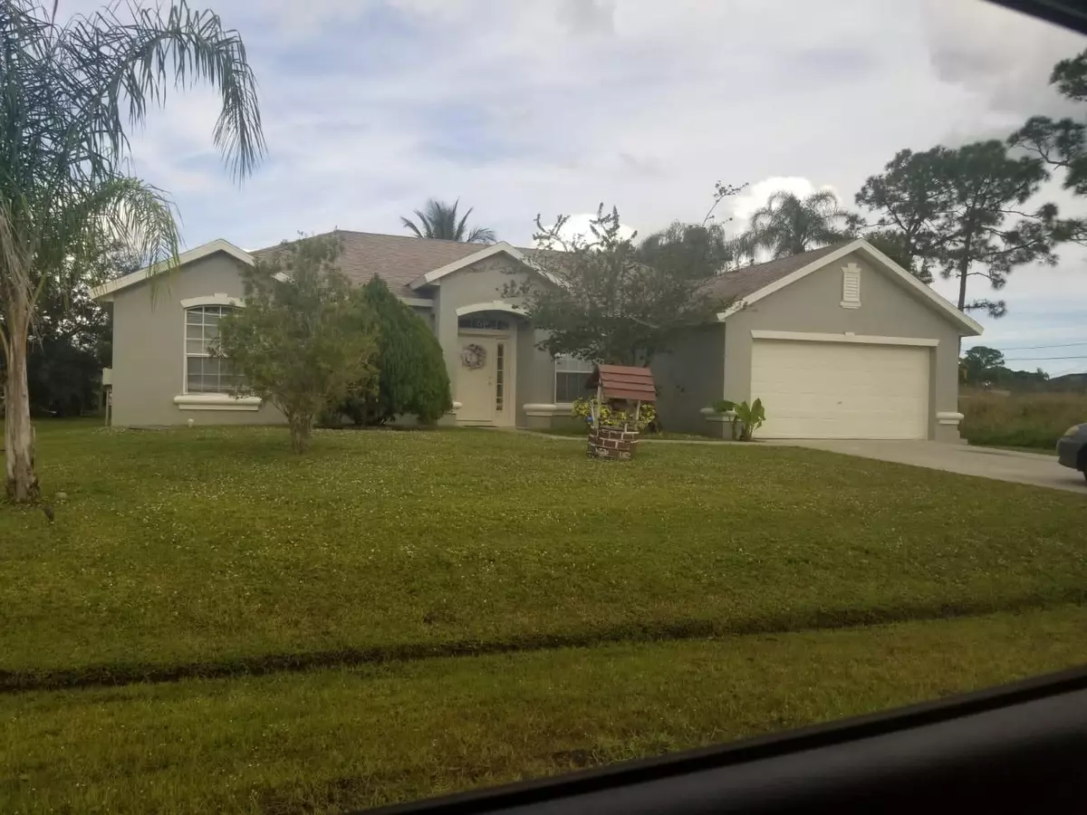 Port Saint Lucie, FL 34983,525 SW Ray AVE