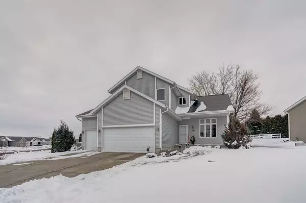 238 Kelvington Dr, Sun Prairie, WI 53590