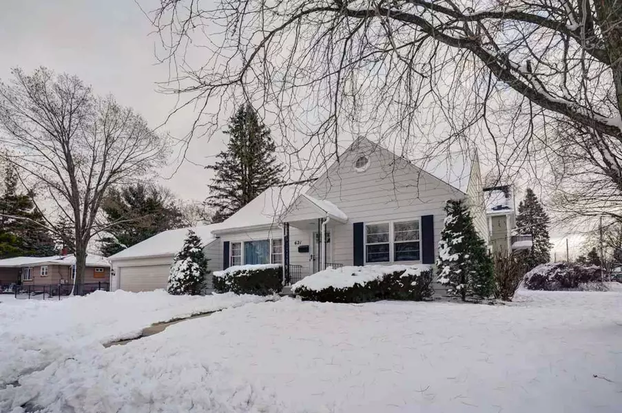 621 CLYDE ST, Stoughton, WI 53589