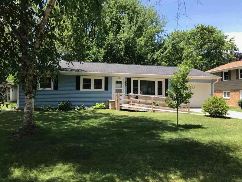 123 John Adams St, Sauk City, WI 53583-1112