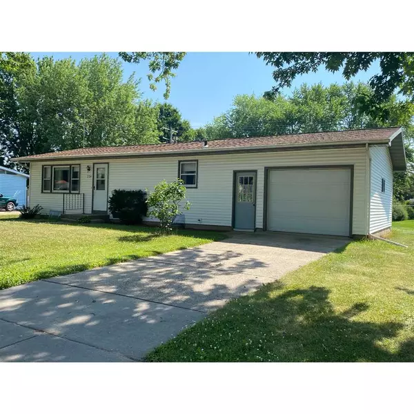 224 Spruce St, Sauk City, WI 53583