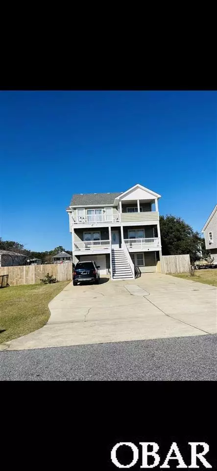 328 W Bickett Street, Kill Devil Hills, NC 27948