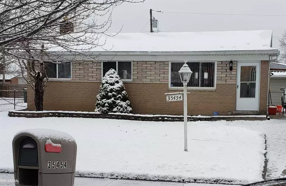 35454 Simon, Clinton Township, MI 48035