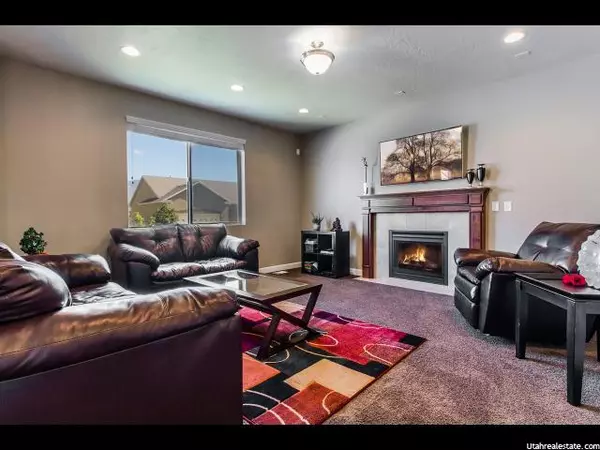 South Jordan, UT 84095,11161 S HEATHER GROVE LN W #55