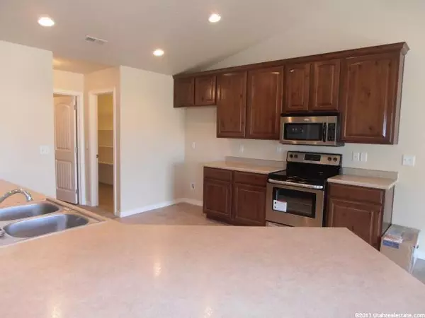 Lehi, UT 84043,348 S RIVER VIEW CIR W