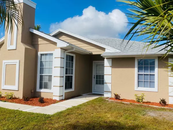 Port Saint Lucie, FL 34952,6904 Bronte CIR