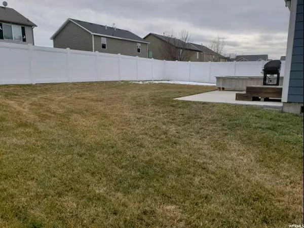 Lehi, UT 84043,323 S RIVER VIEW CIR