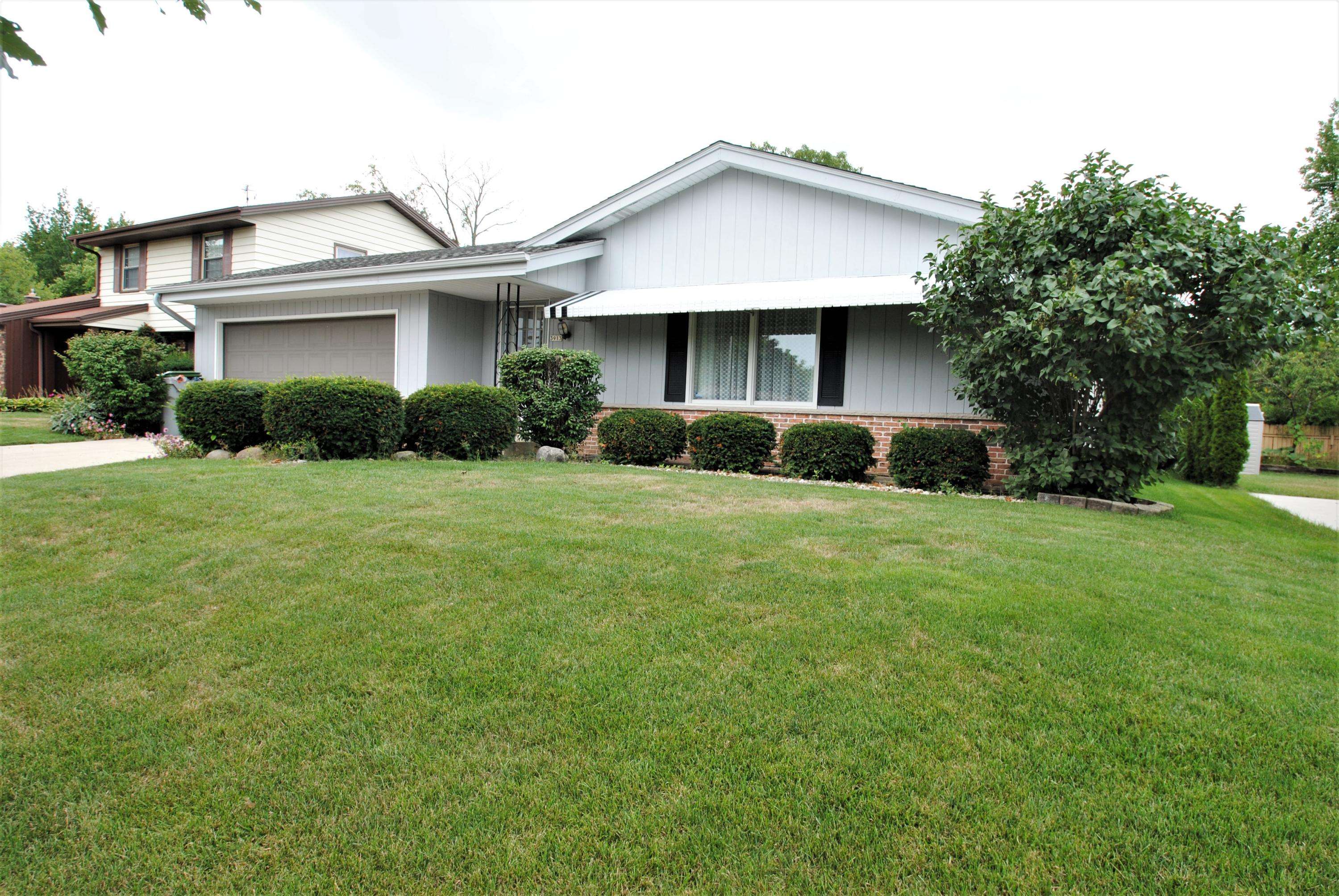 3913 S 72nd St, Milwaukee, WI 53220